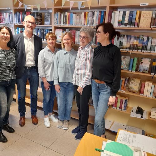 Amtsübergabe in der Gemeindebücherei Hochstätten 04-2025