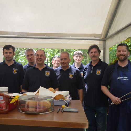 Das Team der Freunde der Feuerwehr Hallgarten 